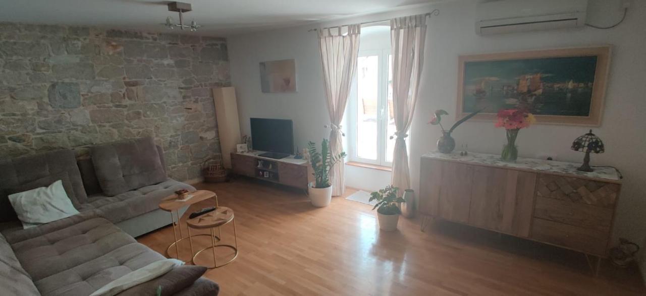 Apartment Elena Rooms Split Zewnętrze zdjęcie